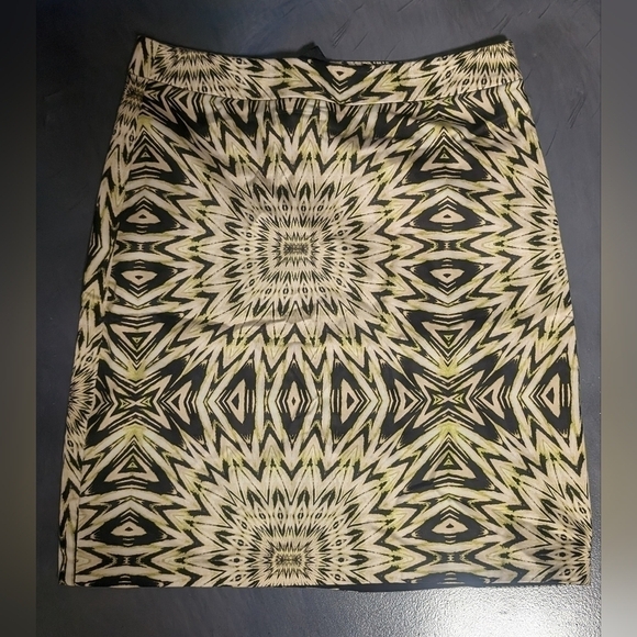 Etcetera Dresses & Skirts - 💕3 For 12 💕Etcetera Skir (Black and yellow)